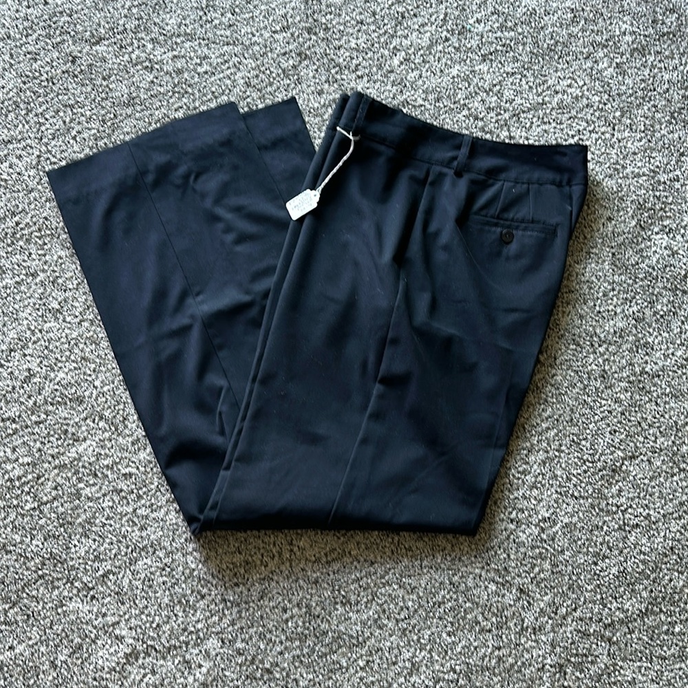Chico's Women's Navy Flat Front Dress Pants size 1.5 Regular
